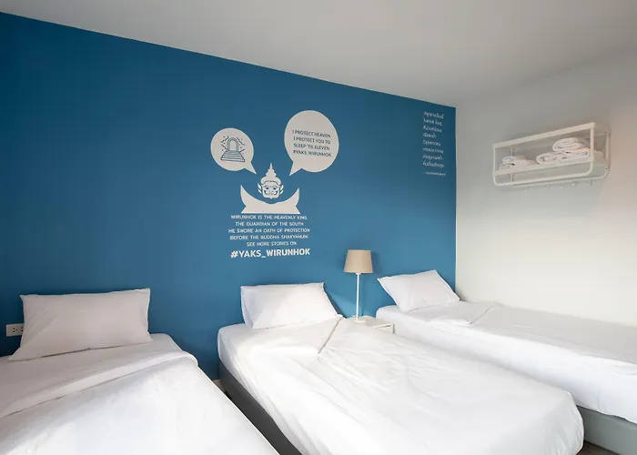Yaks House Hostel *