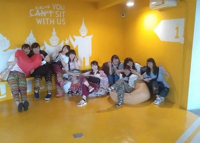 Yaks House Hostel *